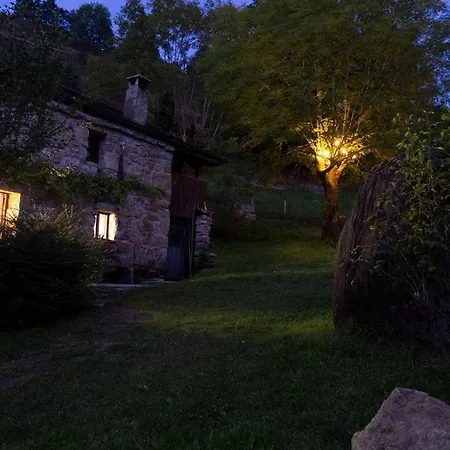 En Montanas Domek alpejski San Roque de Ríomiera